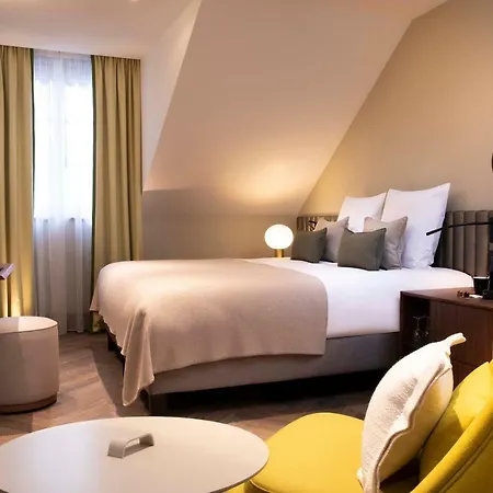 Hotel D 4*