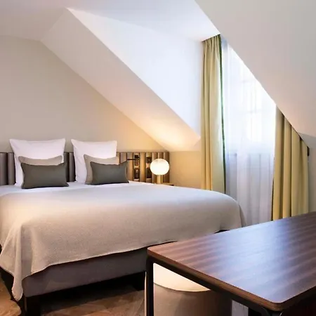 Hotel D 4*